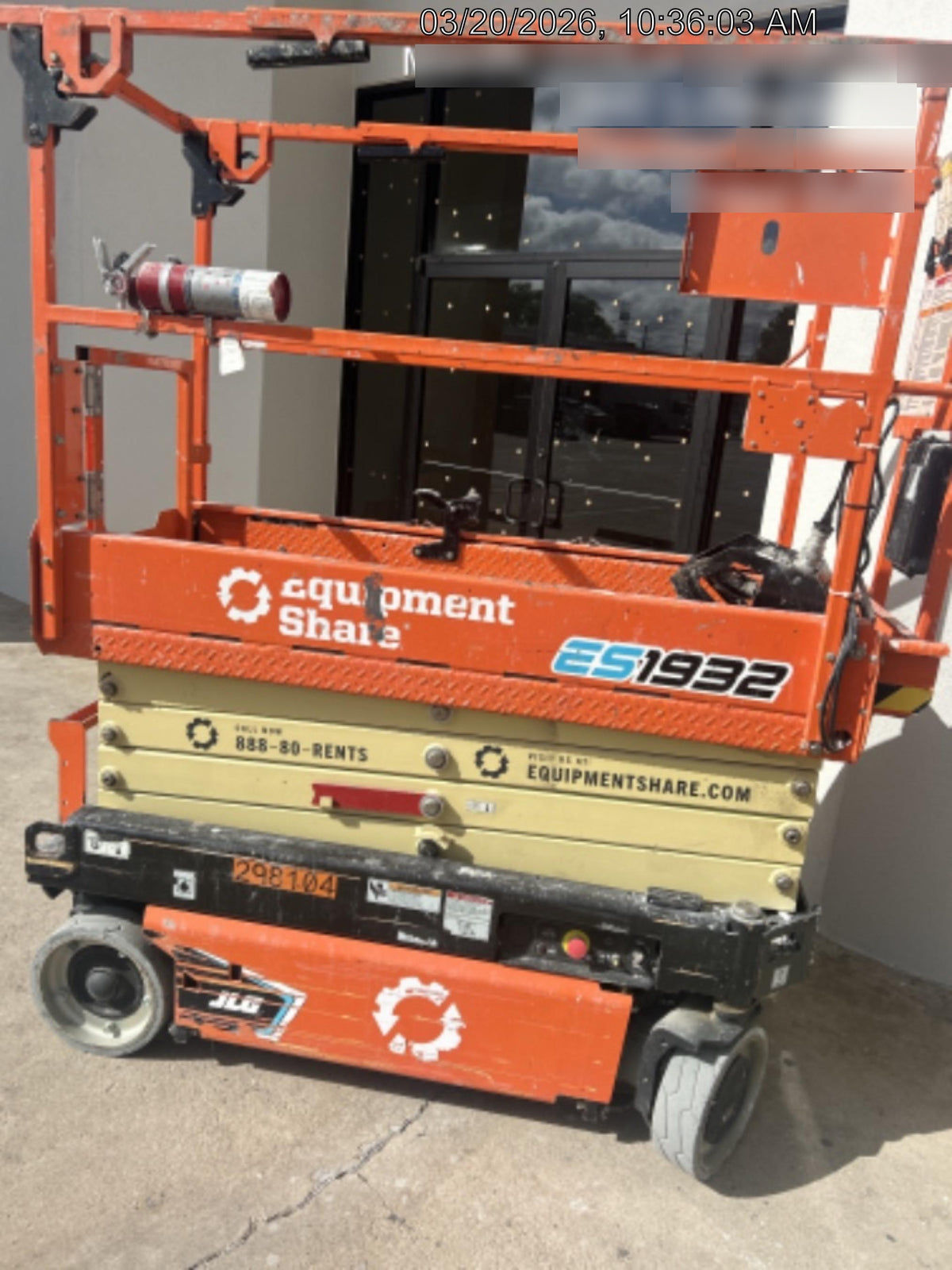 2023 JLG ES1932