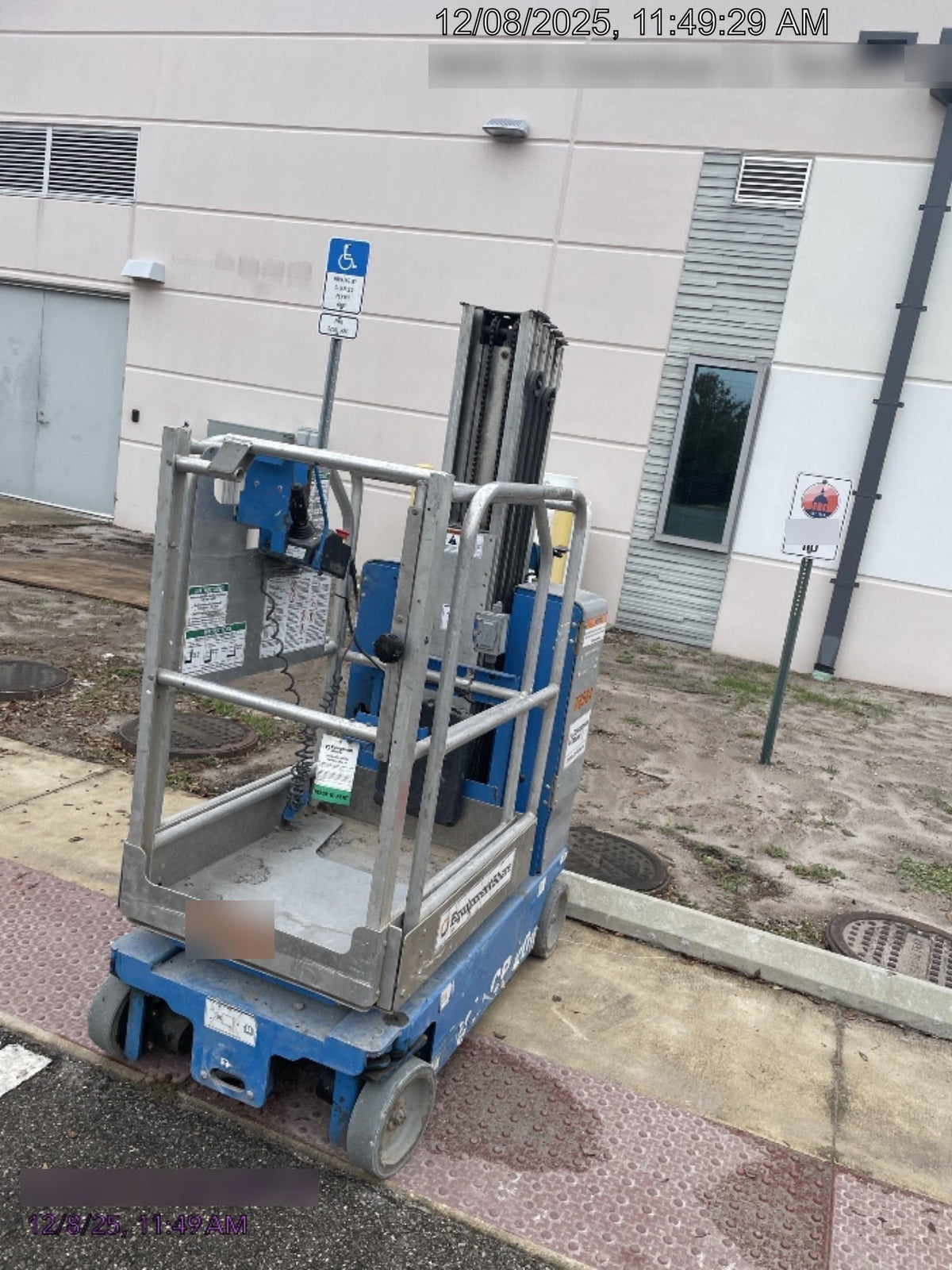 2020 GENIE GR-20