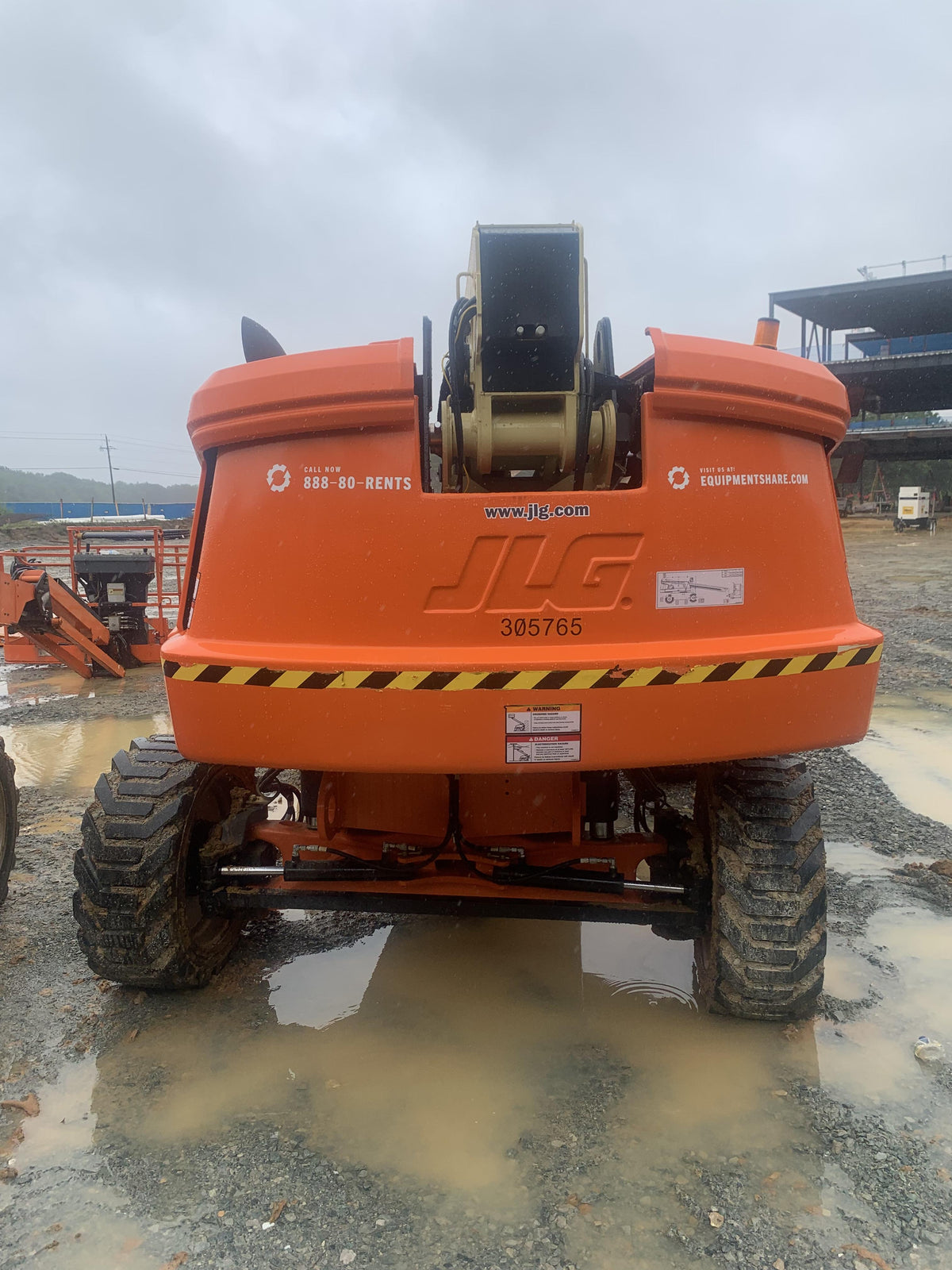 2023 JLG 660SJ