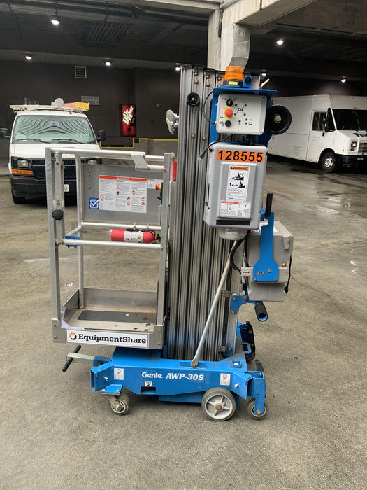 2021 GENIE AWP-30S DC