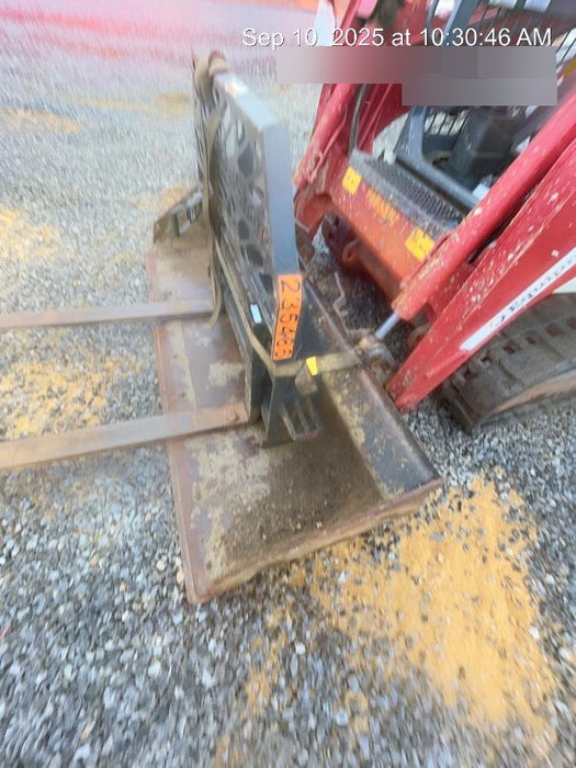 2022 PALADIN 48" Pallet Forks - Paladin