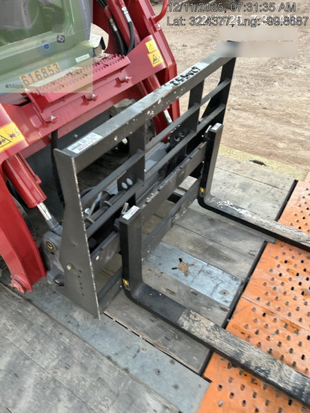 2025 ARROW MATERIAL HANDLING 48" Pallet Forks - Arrow