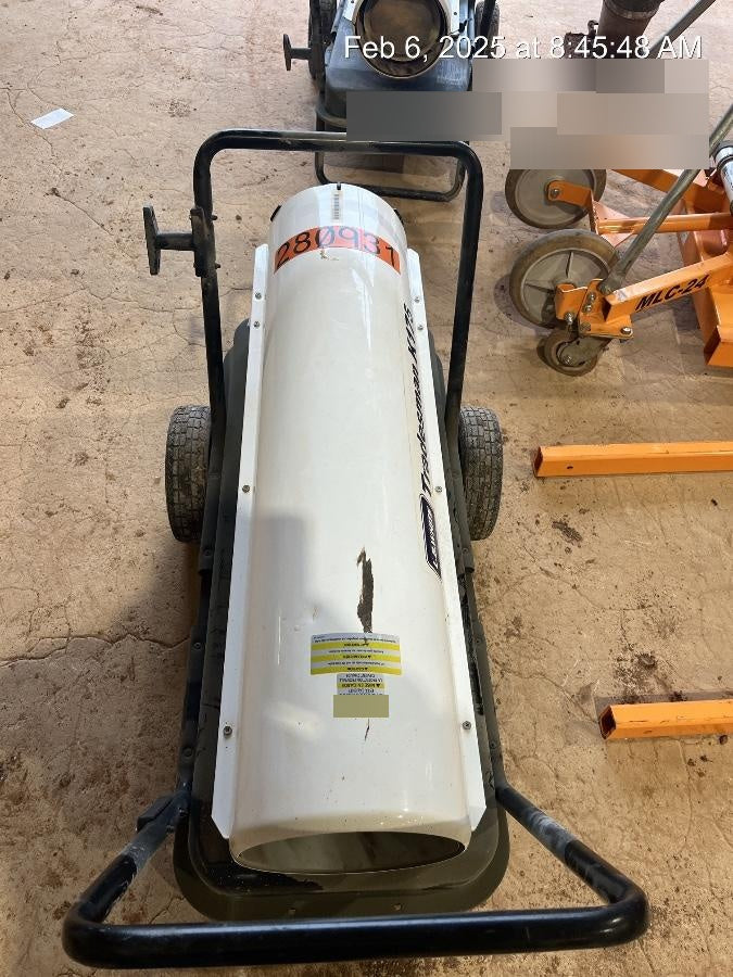 2022 LB WHITE Tradesman K175