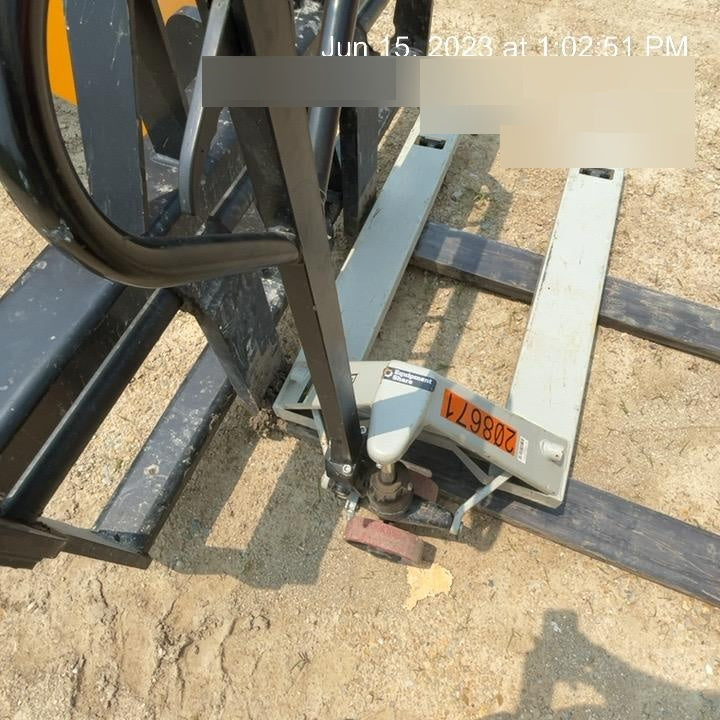 2022 STRONGWAY 5500 lb Pallet Jack