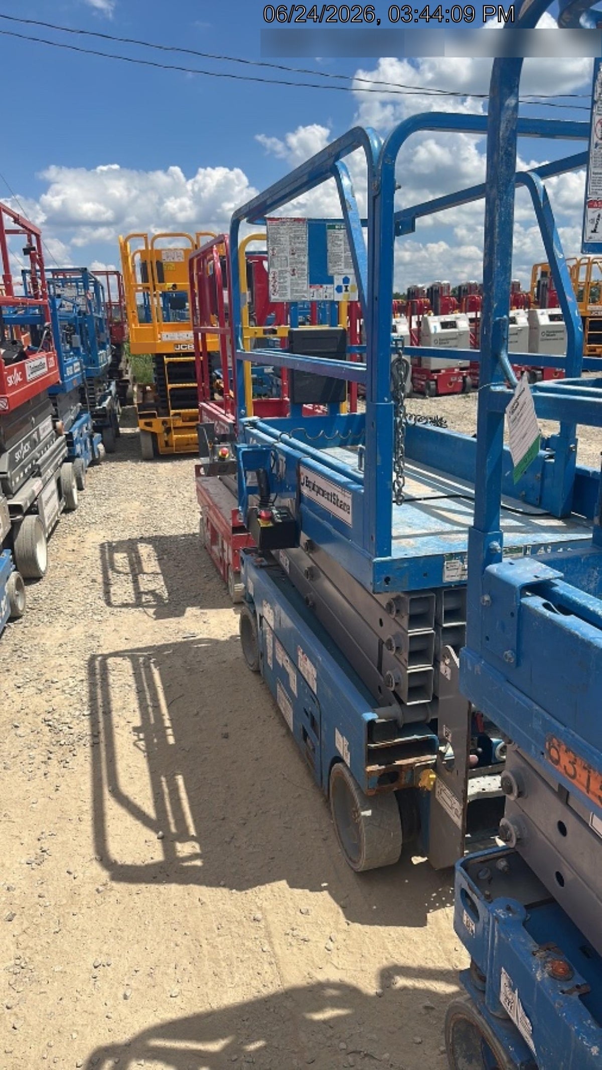 2019 Genie GS-1930 Fixed Rails with Chain Entry