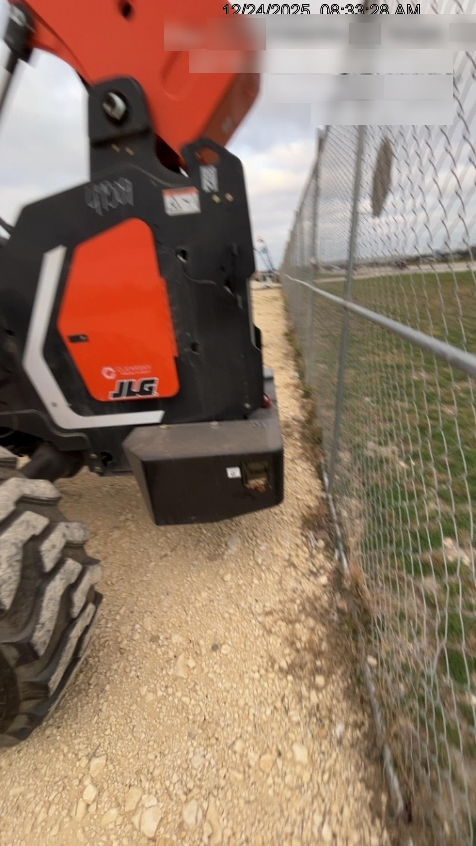 2025 SKYTRAK 8042