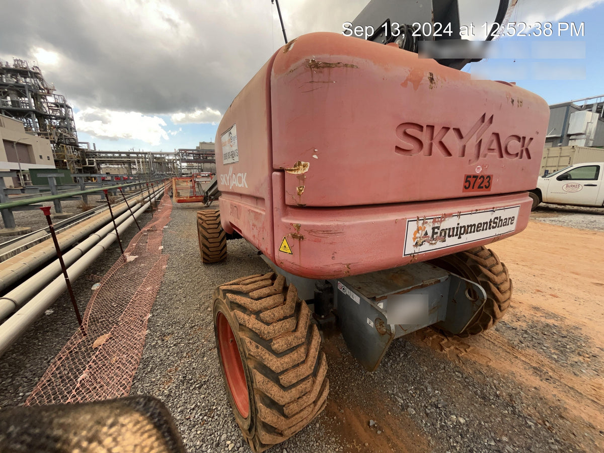 2017 SKYJACK SJ86T