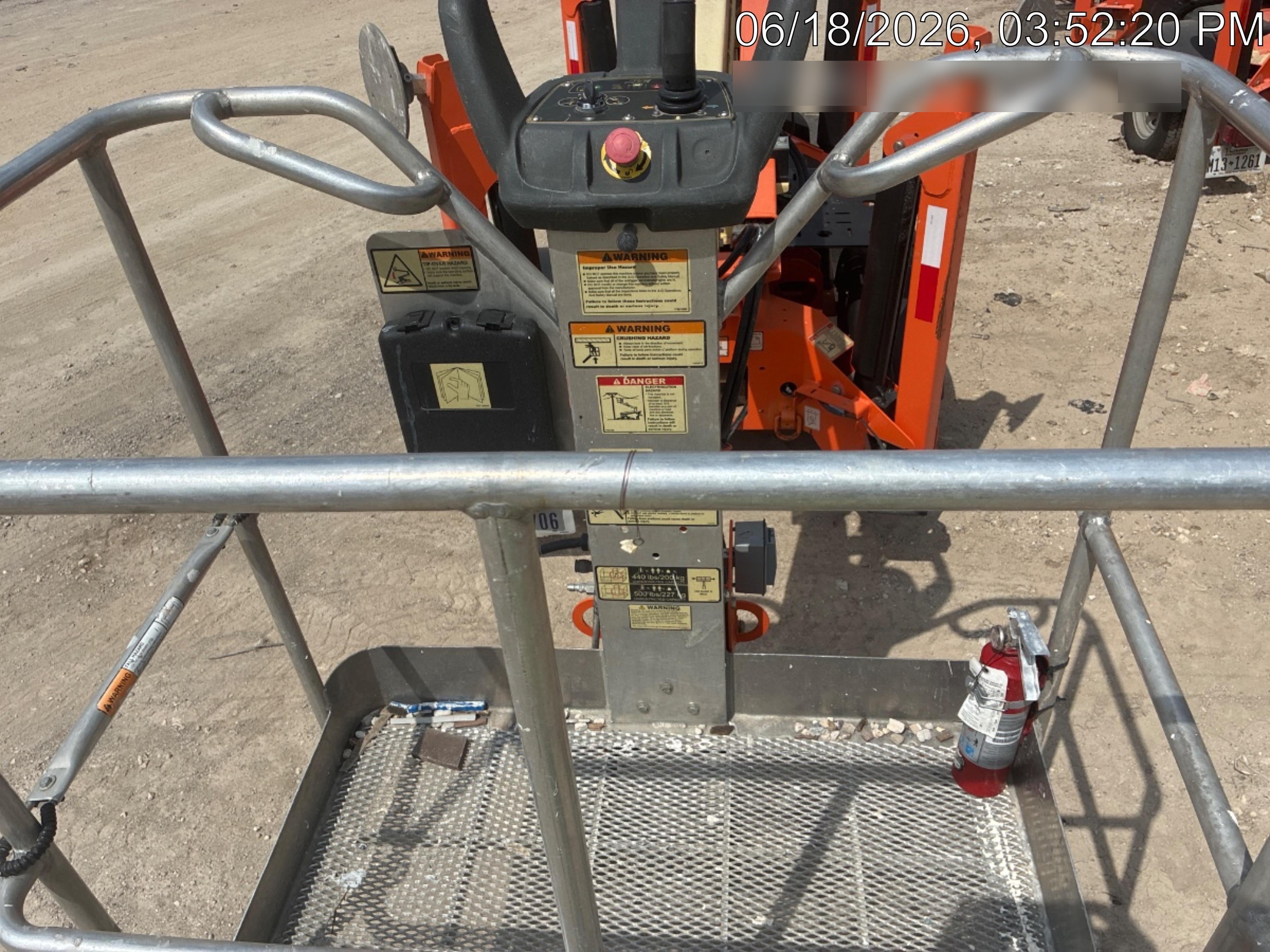 2022 JLG T350