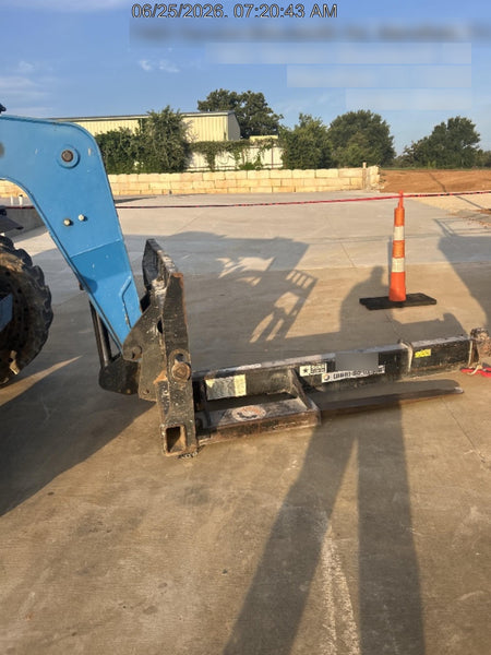 2017 GENIE GTH-844