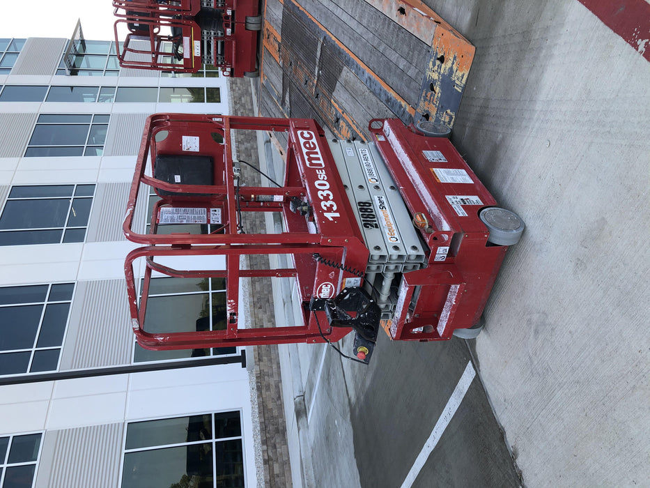 2019 MEC 1330SE MEC 1330SE w/ES Track Hardware, Full Extended 2 Year Warranty
