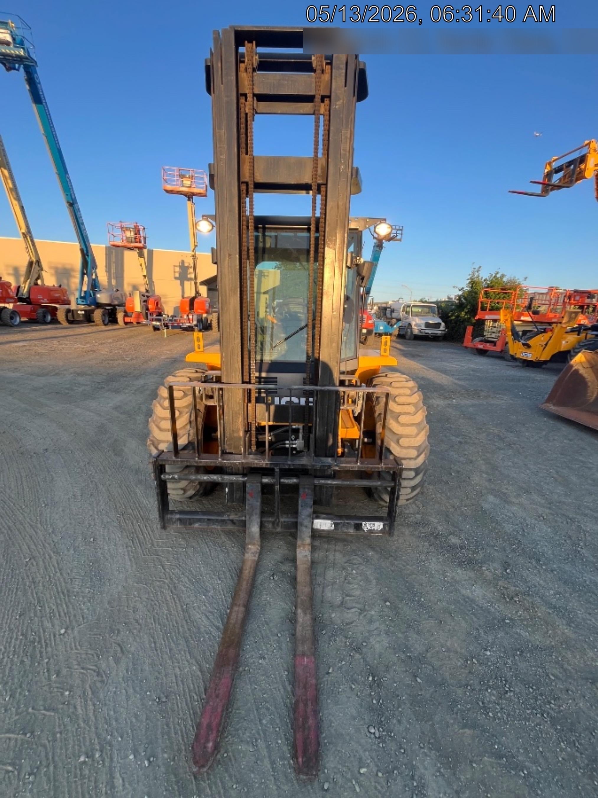2025 JCB 930-4