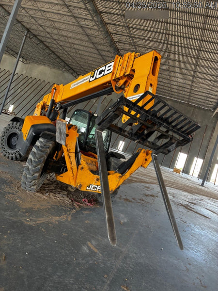 2018 JCB 510-56 JCB 510-56 Telehandler 74 HP w/CAB/HVAC, Beacon, Worklights, Aux Hydraulics, Solid Tires, 60" Carriage/Forks