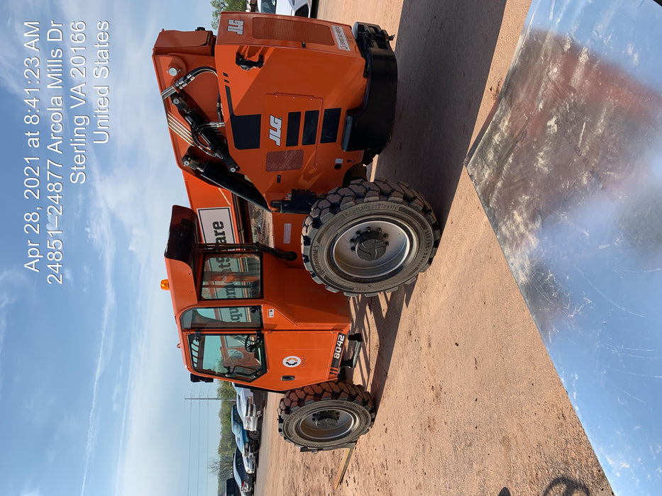 2020 Skytrak 8042 Cab/Heat/Air, Solid Tires, Work Lights, Beacon, Aux Hydraulics, Back up Alarm, Lifting Eye, ES Decals