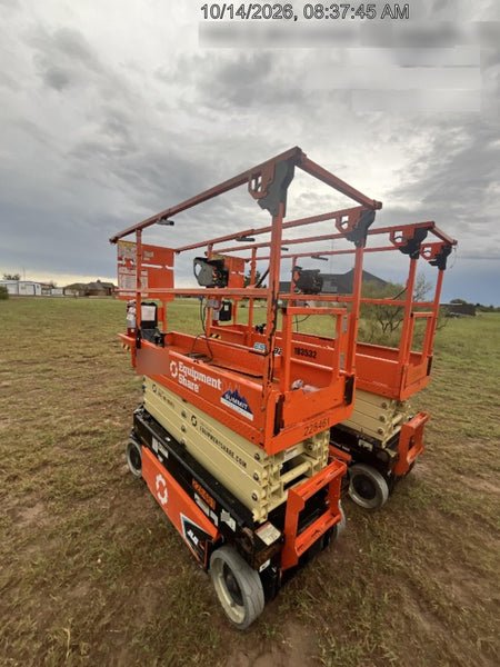 2022 JLG ES1932