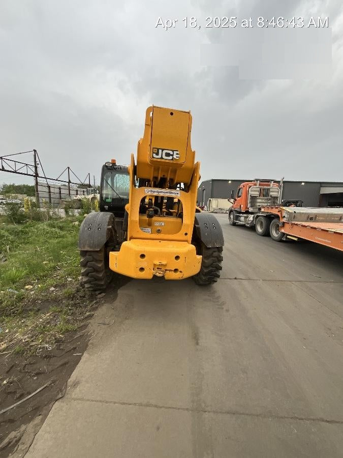 2023 JCB 512-56
