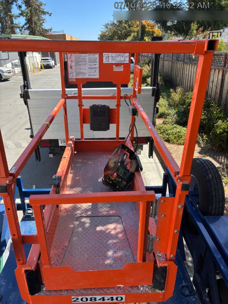 2022 JLG R1932