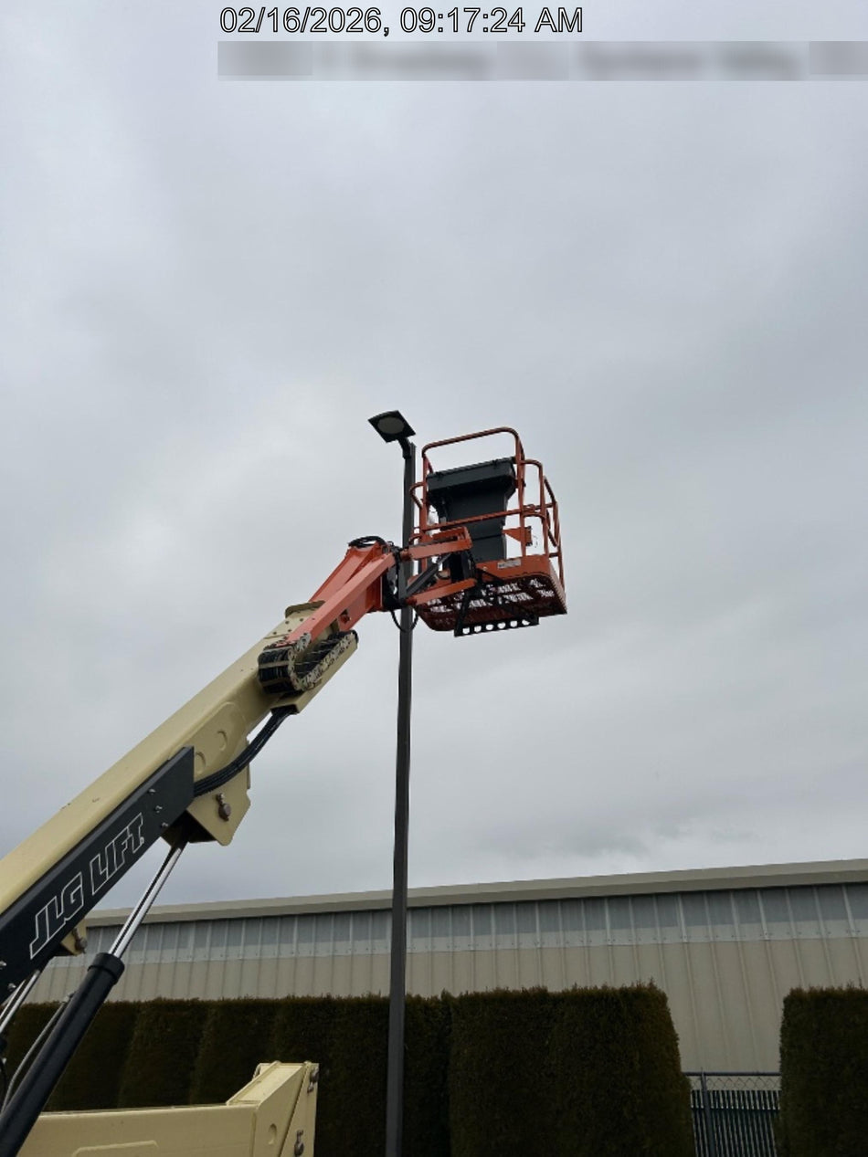 2019 JLG E400AJPN