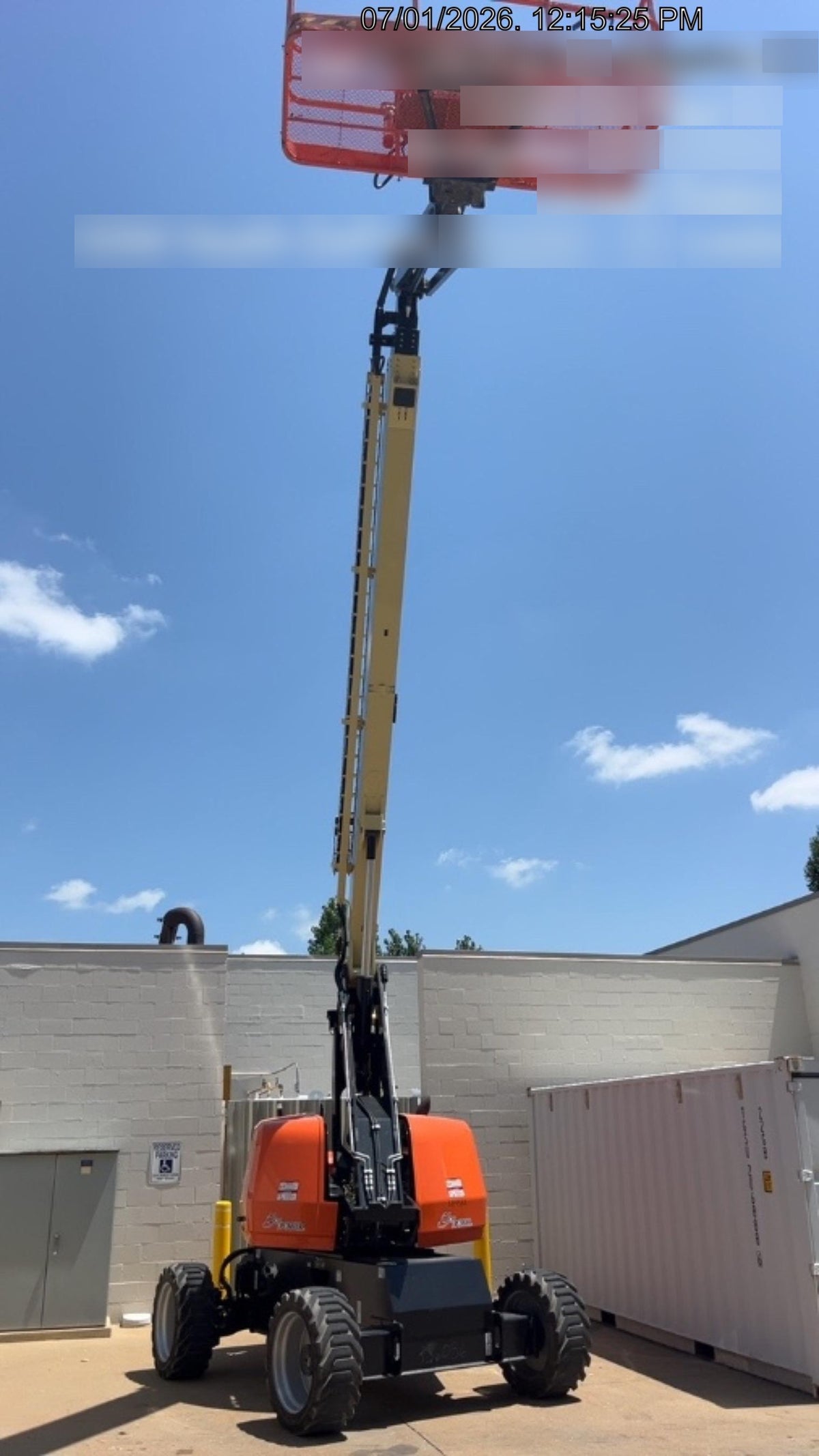 2025 JLG 660SJ