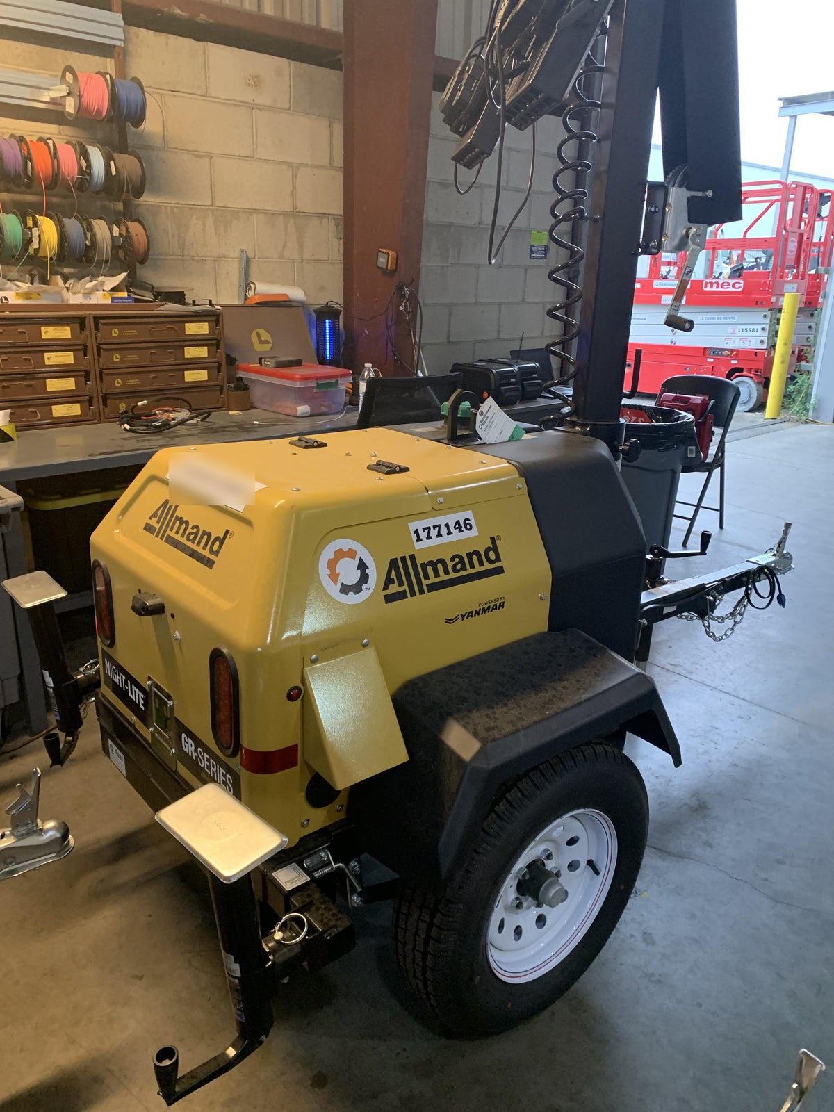 2021 ALLMAND NLV3GR