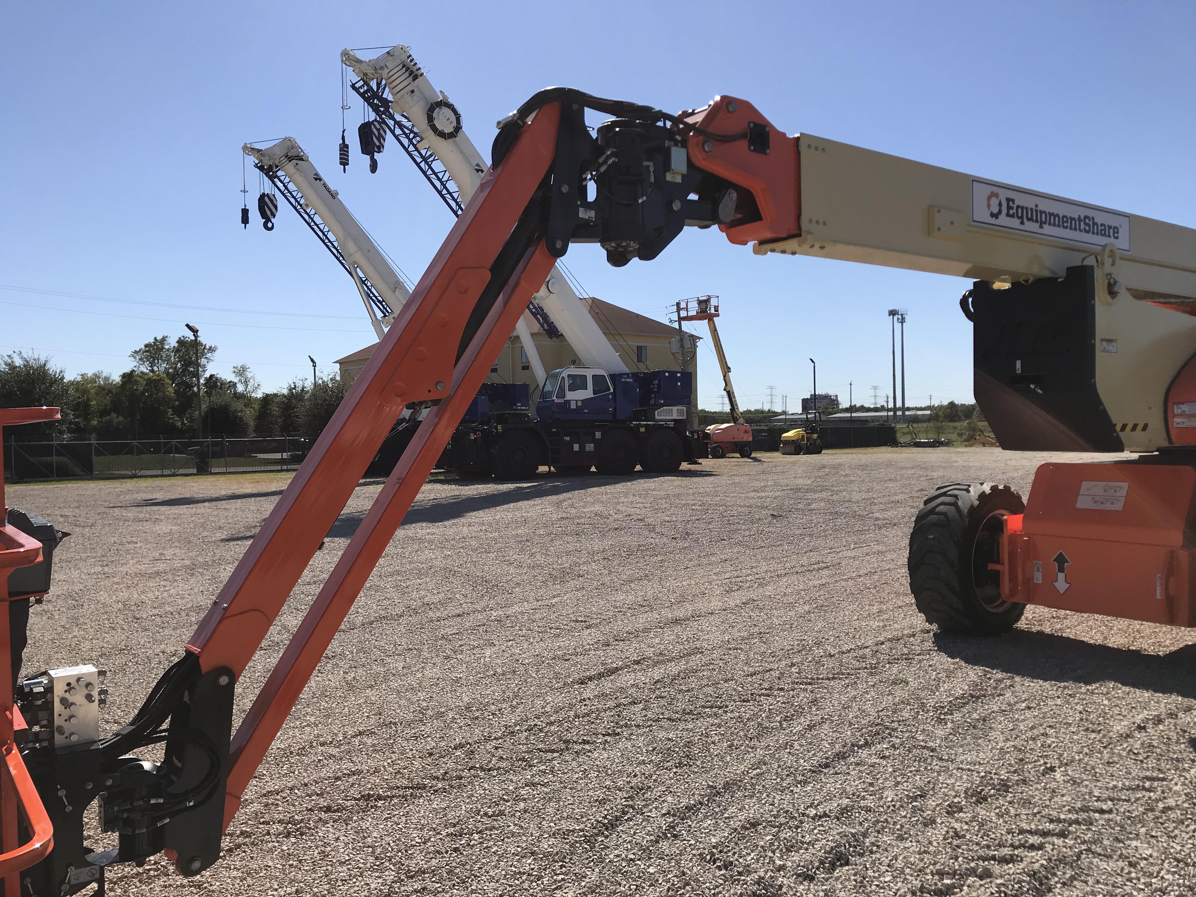 2021 JLG 1250AJP