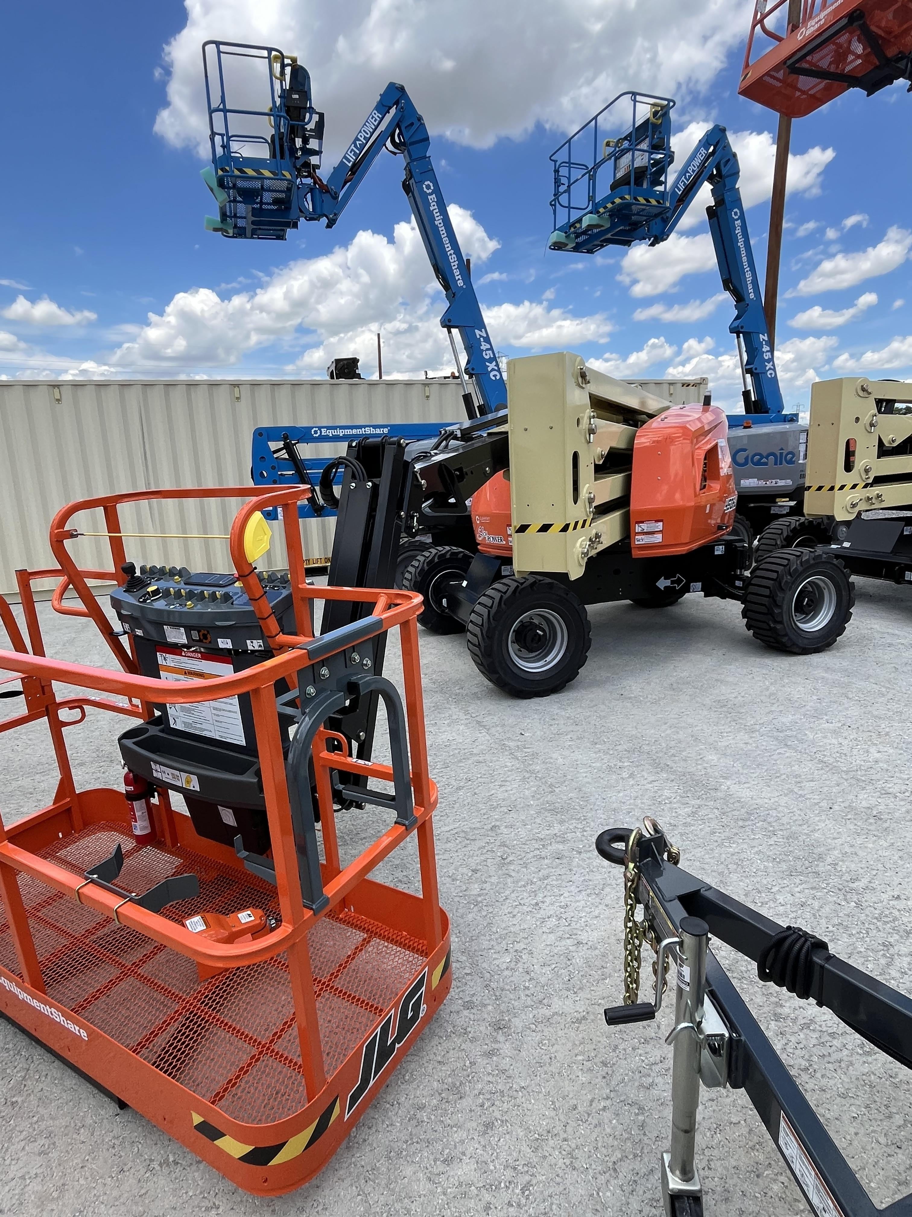 2026 JLG 450AJ
