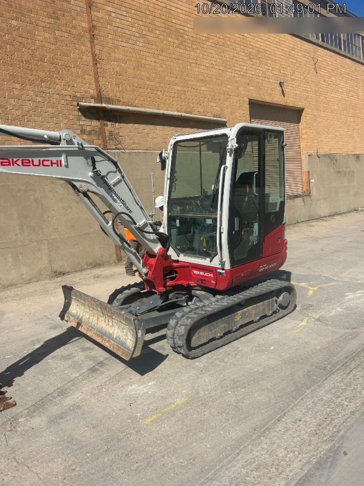 2025 TAKEUCHI TB235-2CR