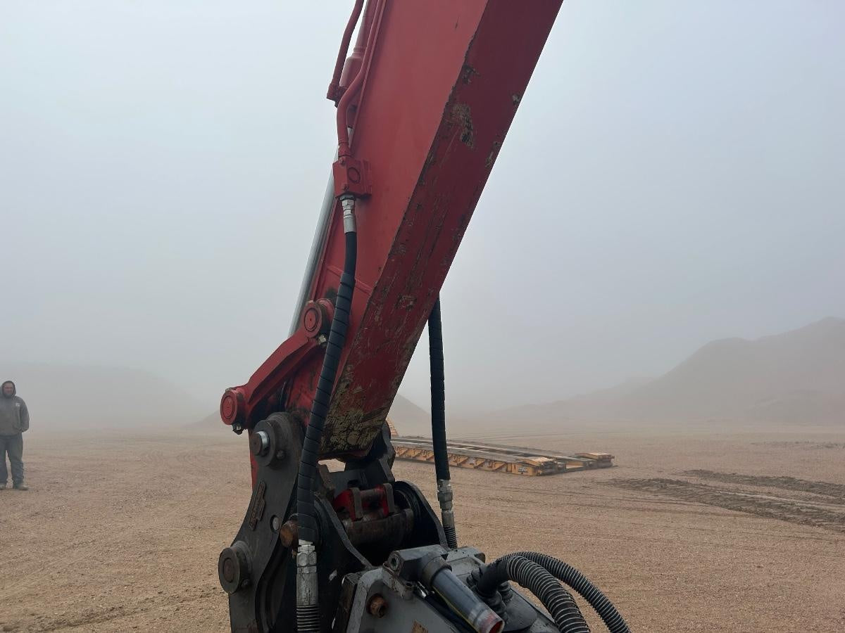2023 EPIROC EC140T