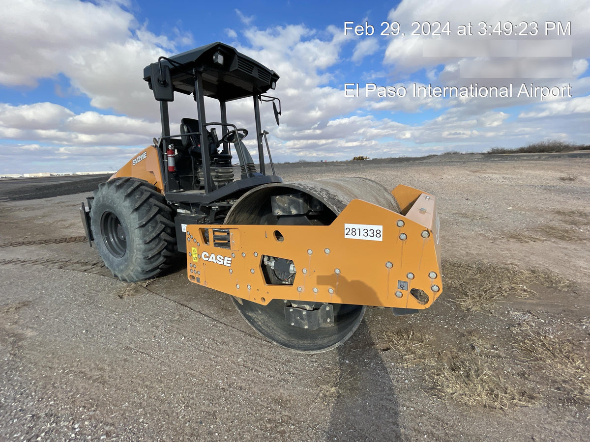 2023 CASE SV211E