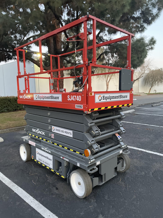2022 SKYJACK SJ4740