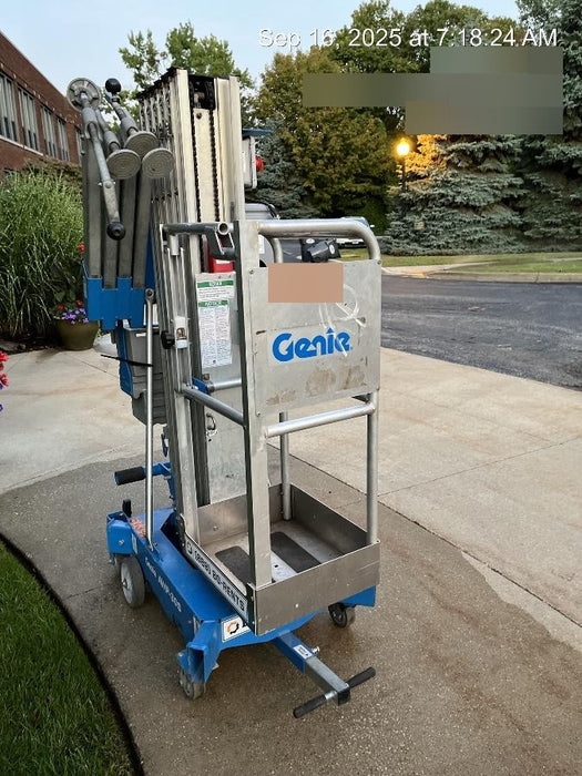 2018 GENIE AWP-30S