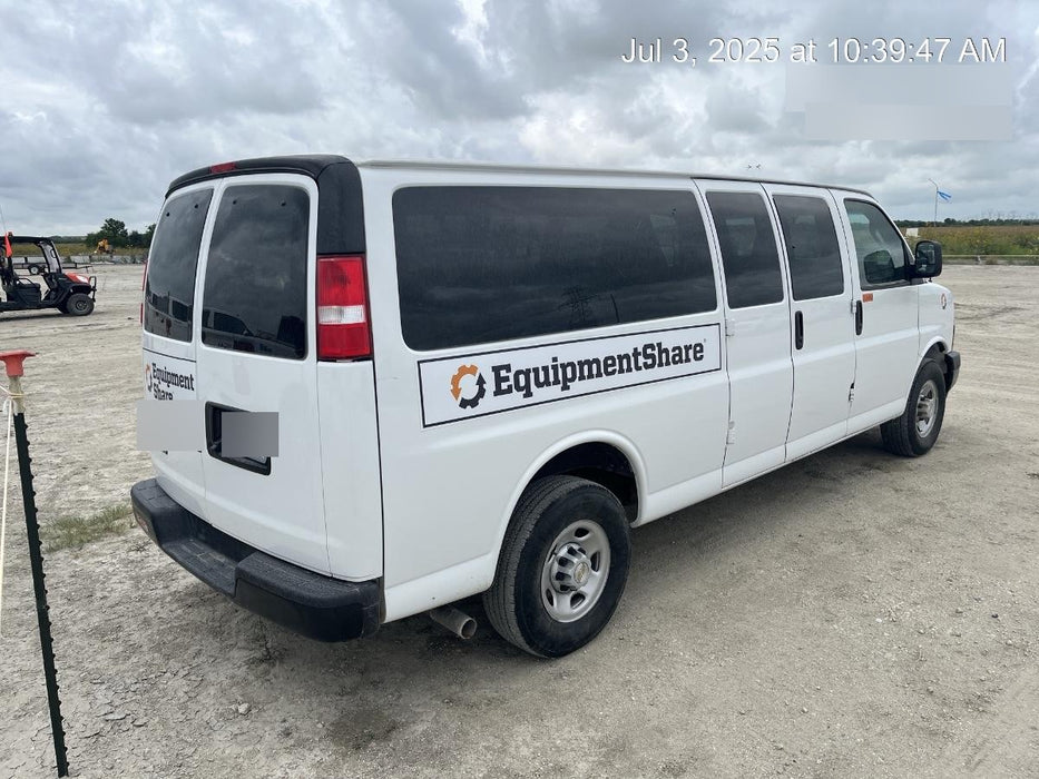 2023 CHEVROLET Express Van - Rental