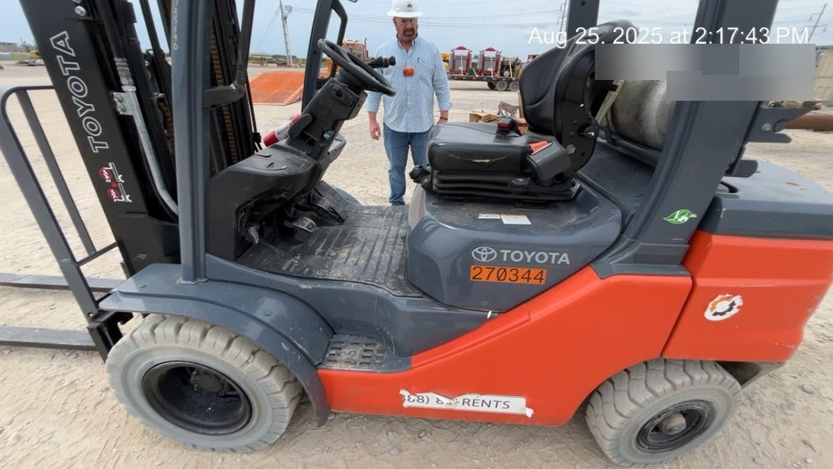 2022 TOYOTA 50-8FGU25