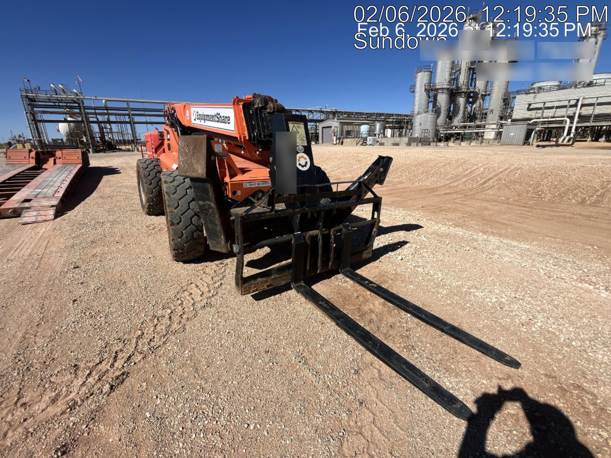 2021 SKYTRAK 12054