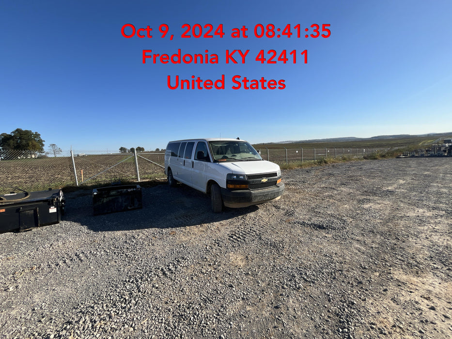 2023 CHEVROLET Express Van - Rental