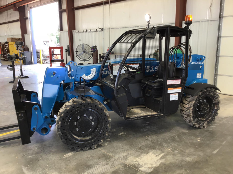 2019 Genie GTH-5519 Canopy, Solid RT Tires, LED Work Lights, Beacon w/48" Carriage, 48" Forks