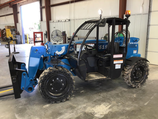 2019 Genie GTH-5519 Canopy, Solid RT Tires, LED Work Lights, Beacon w/48" Carriage, 48" Forks