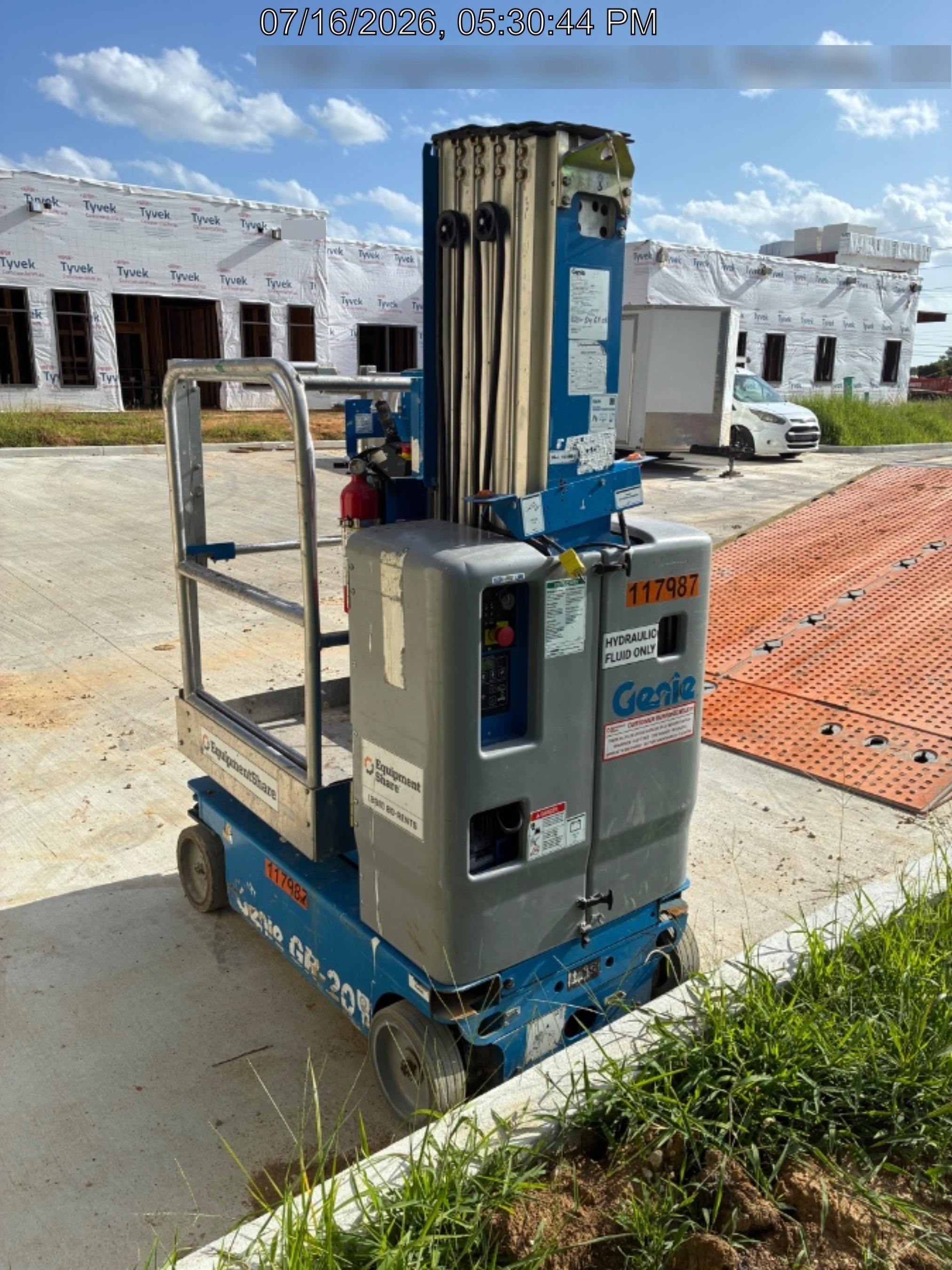 2020 GENIE GR-20