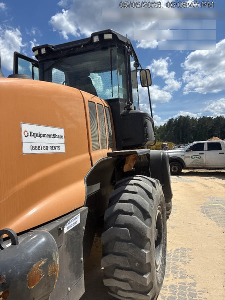 2023 CASE 621G