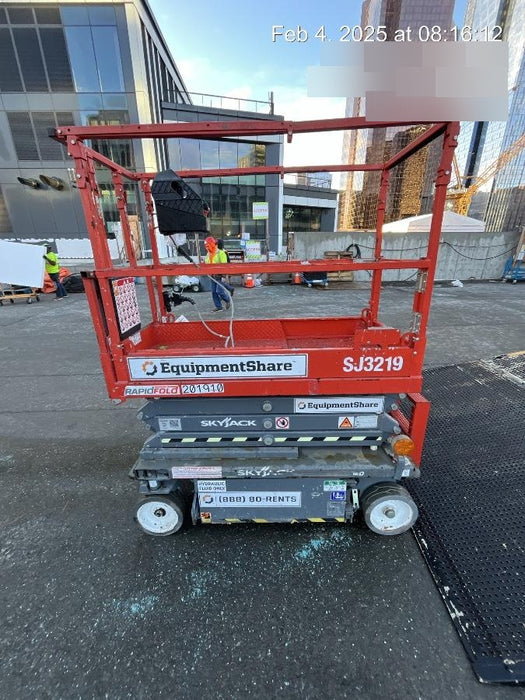 2021 SKYJACK SJ3219