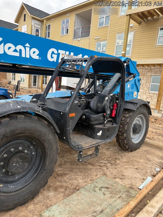 2018 Genie GTH-1056 GTH-1056 w/Open ROPS, FF Tires, Work Lights, 60" carriage/forks, cab mesh, beacon