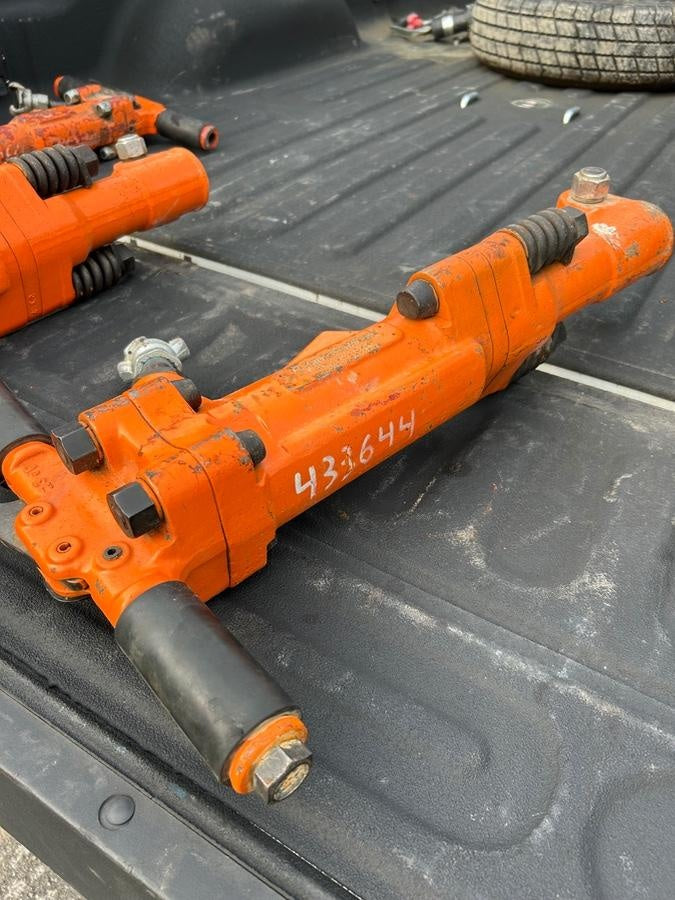 2024 MICHIGAN PNEUMATIC ES-TPB60-118-TRACKER