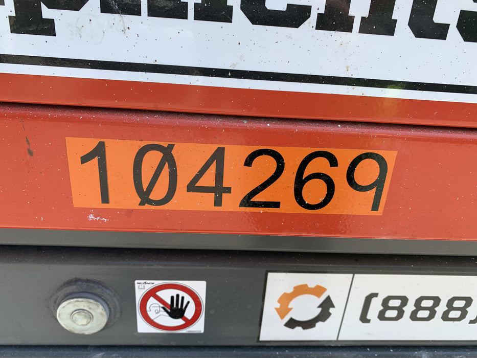 2020 Skyjack SJIII-3220 Solid NM Tires, Half height spring hinged entry gate, Dual Beacons, 6' Powered Extension Deck