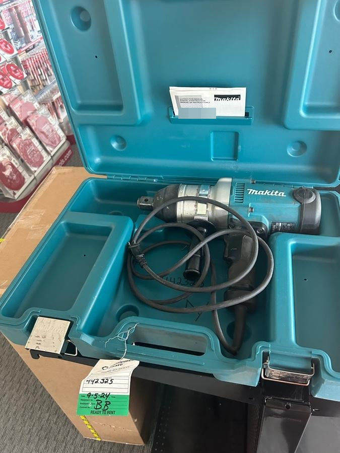 2023 MAKITA TW1000