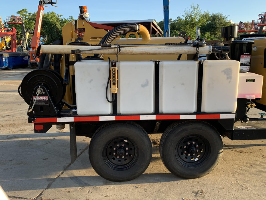 2021 VAC-TRON LP573XDT