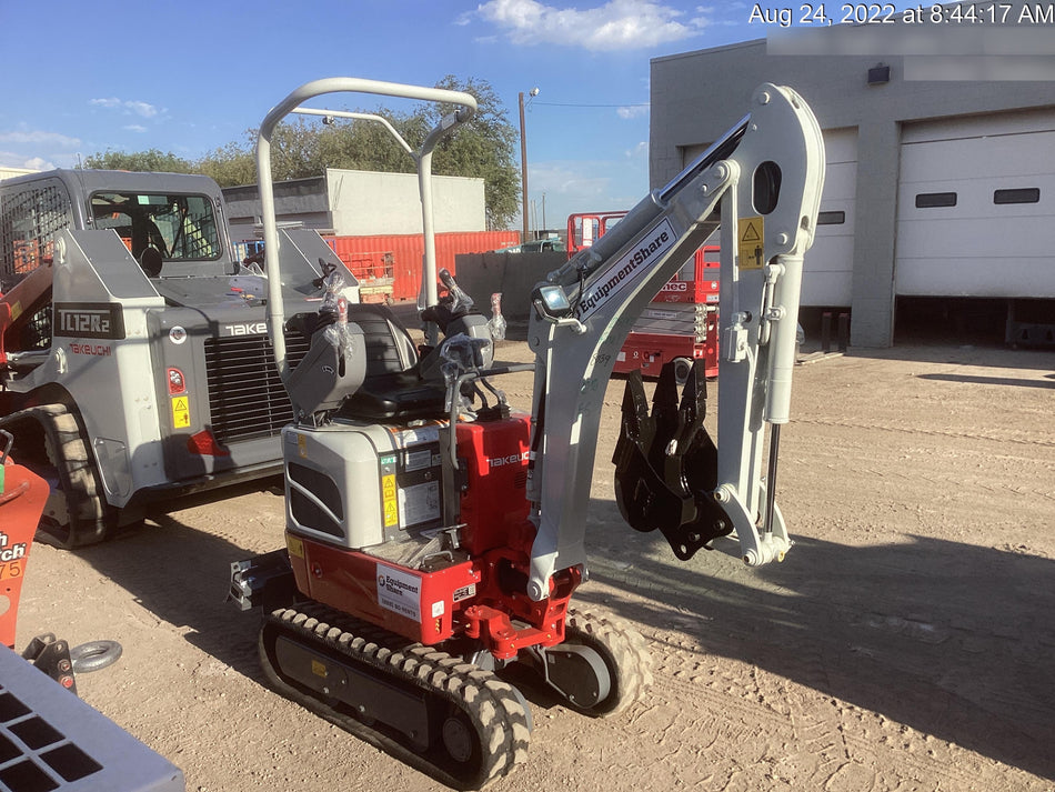 2022 TAKEUCHI TB210R
