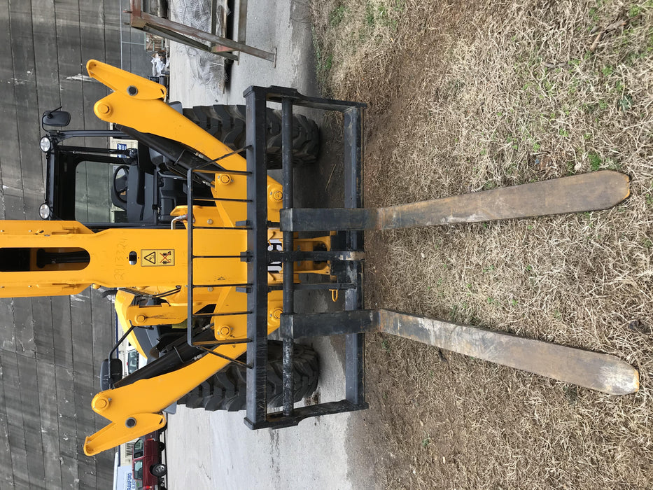 2019 JCB 510-56 Canopy, 74 HP, Solid Tires, STD Worklight, Beacon, Aux Hydraulics, Lifting Eye, Back up Alarm w/66" Carriage/60" Forks