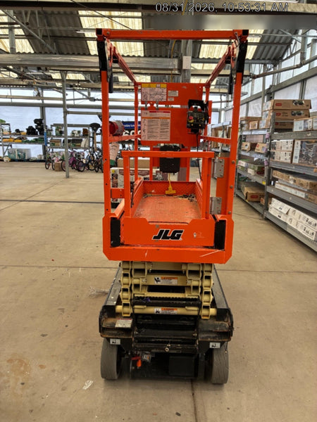 2024 JLG ES1932
