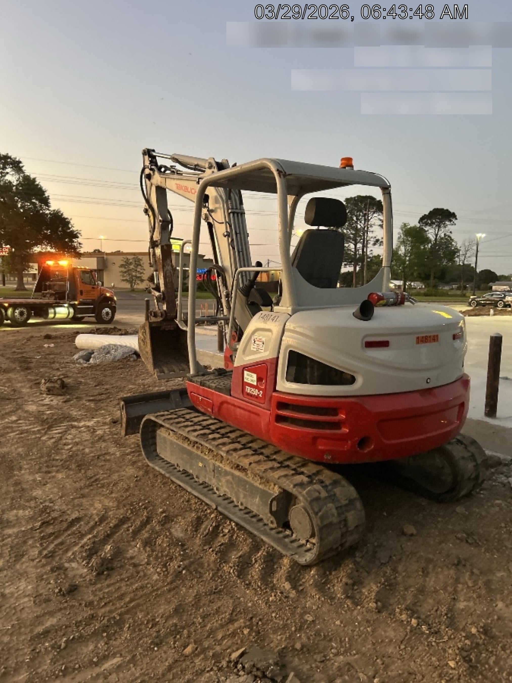 2021 TAKEUCHI TB250-2