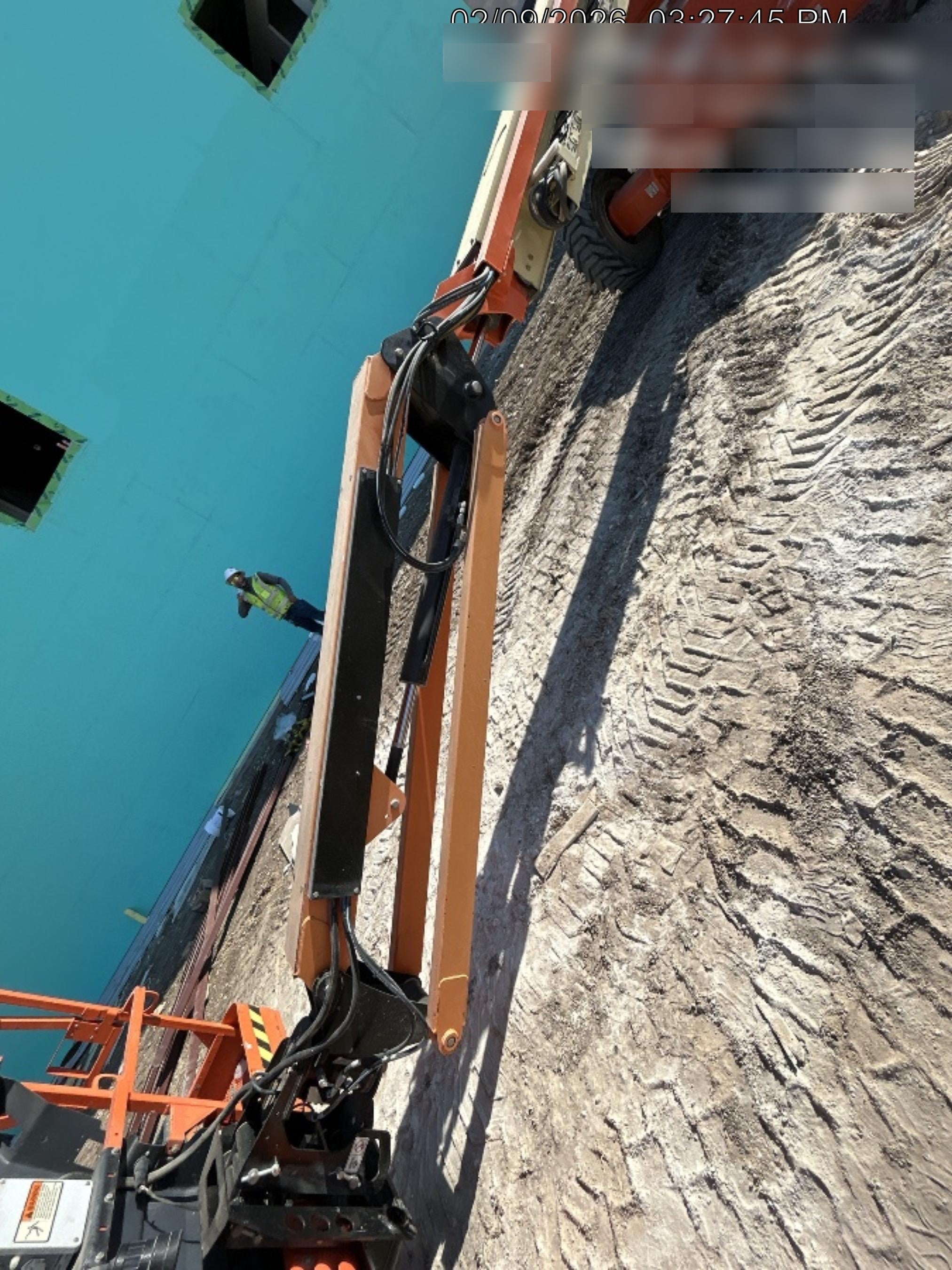 2023 JLG 460SJ