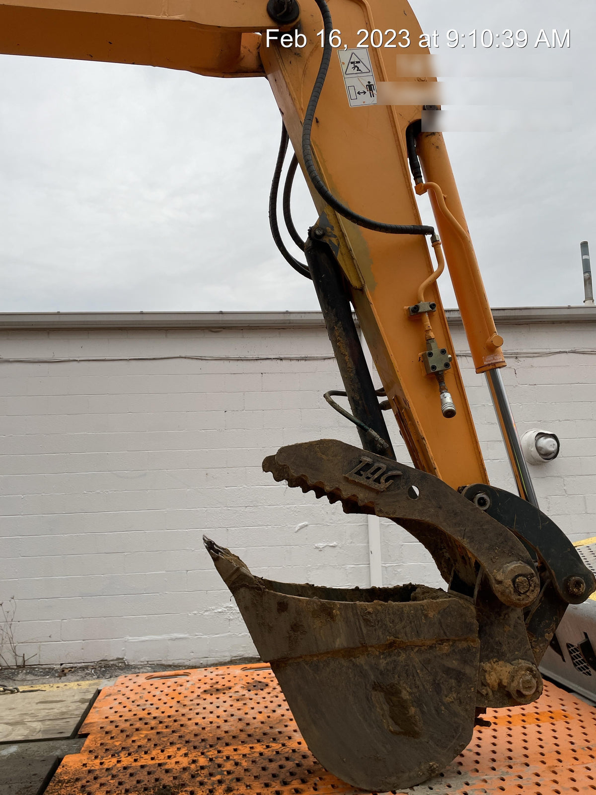 2013 HYUNDAI R60CR-9A